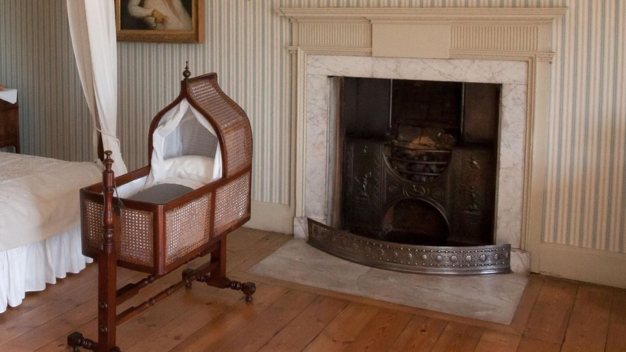 Old-Fashioned Cradle