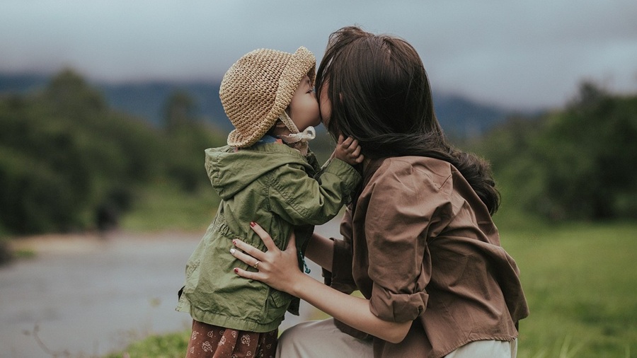 Mom Who Writes and her Little Girl